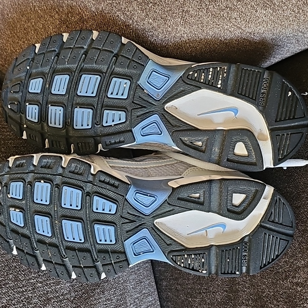 Nike Air Women's Running Shoes 🩵🩵🩵 - Picture 9 of 9